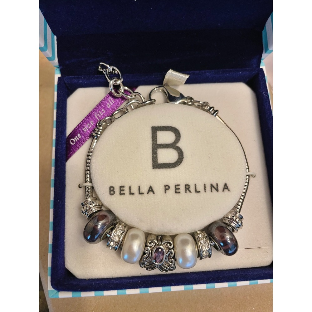 Bella Perlina charm bracelet